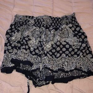 ruffle shorts